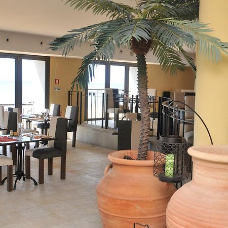 Hotel Torre Praia 포르투산투 외부 사진
