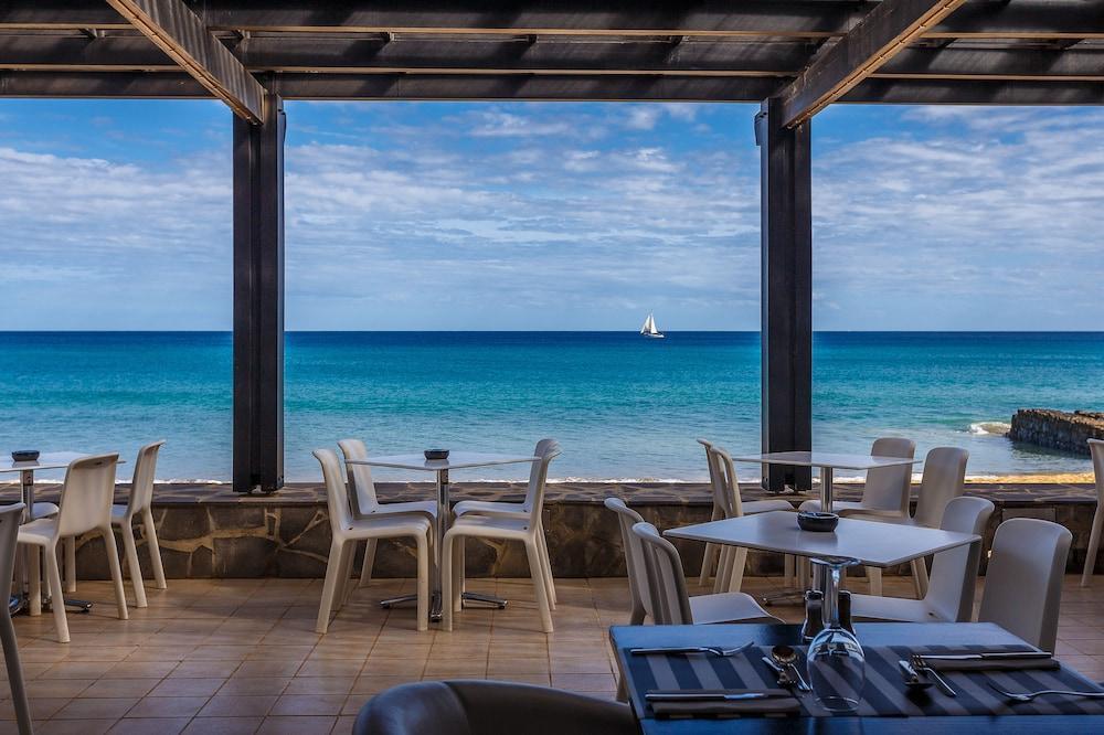 Hotel Torre Praia 포르투산투 외부 사진